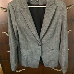 Women’s blazer size 4